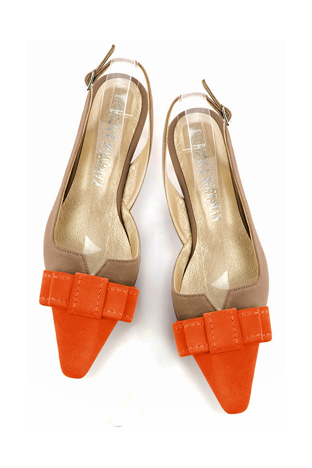 Clementine orange and tan beige women's open back shoes, with a knot. Tapered toe. Low kitten heels. Top view - Florence KOOIJMAN